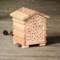 Insektenhotel 'Bienenstock', Natur, Ø 19 X 25 Cm 8 Insektenhotel 'Bienenstock', Natur, Ø 19 X 25 Cm -LECHUZA || Elho Verkaufsgeschäft 0910160226 Insektenhotel Bienenstock 19x19 xH25cm 4 116262